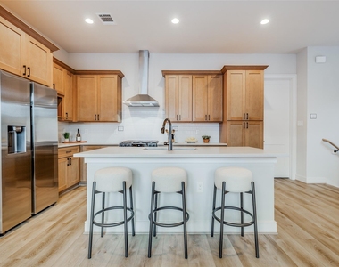 6514 Old Olive Tree Drive - Photo Thumbnail 20