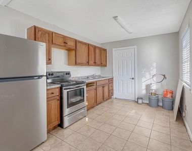 4718 Carmen Street - Photo Thumbnail 8