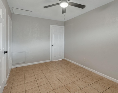 4718 Carmen Street - Photo Thumbnail 4
