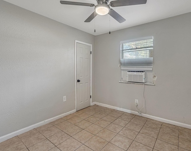 4718 Carmen Street - Photo Thumbnail 6