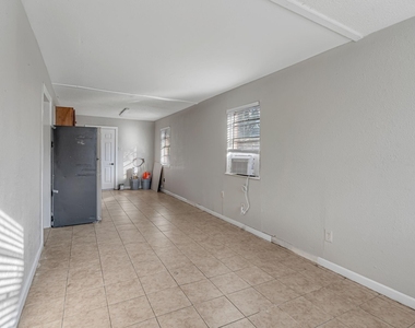 4718 Carmen Street - Photo Thumbnail 13