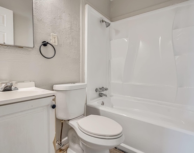4718 Carmen Street - Photo Thumbnail 5
