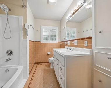 5305 Judalon Lane - Photo Thumbnail 7
