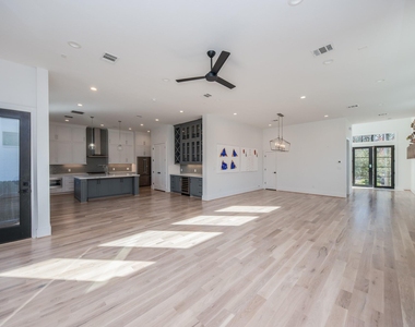 2501 Julian Street - Photo Thumbnail 6