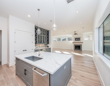 2501 Julian Street - Photo Thumbnail 14