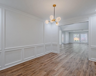 3406 Forest Village Drive - Photo Thumbnail 10
