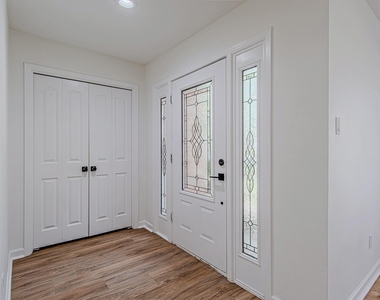3406 Forest Village Drive - Photo Thumbnail 4