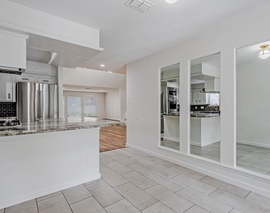 3406 Forest Village Drive - Photo Thumbnail 14