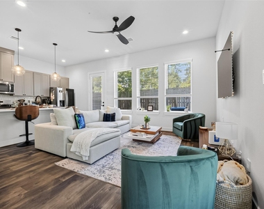 5737 White Magnolia Street - Photo Thumbnail 4