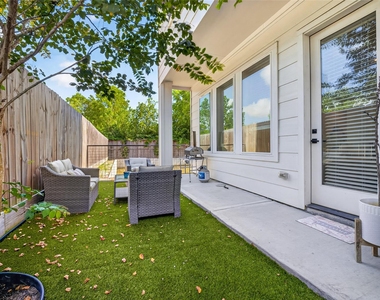 5737 White Magnolia Street - Photo Thumbnail 32