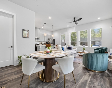 5737 White Magnolia Street - Photo Thumbnail 3