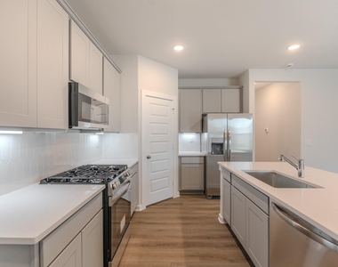 8555 Blueberry Ash Street - Photo Thumbnail 5