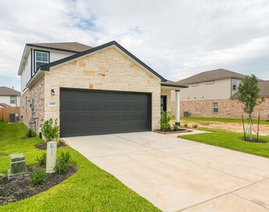 8555 Blueberry Ash Street - Photo Thumbnail 1