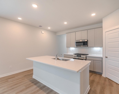 8555 Blueberry Ash Street - Photo Thumbnail 7