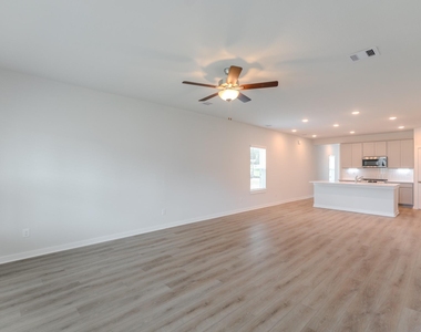 8555 Blueberry Ash Street - Photo Thumbnail 13