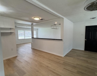 612 Sunset Lane - Photo Thumbnail 11