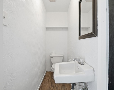 612 Sunset Lane - Photo Thumbnail 6