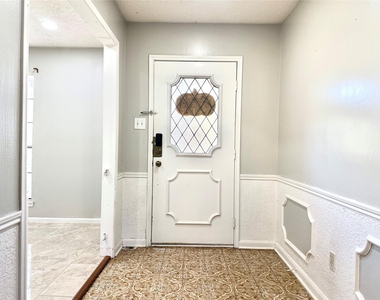 9002 Sabastian Drive - Photo Thumbnail 3