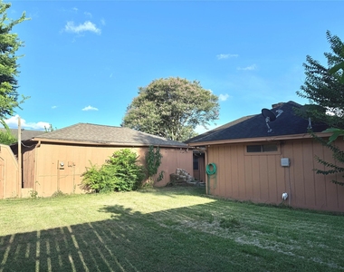 9002 Sabastian Drive - Photo Thumbnail 29