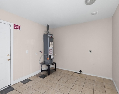 6926 Finch Street - Photo Thumbnail 4