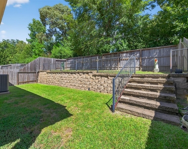 146 Kinnerly Peak Place - Photo Thumbnail 33