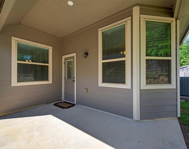 146 Kinnerly Peak Place - Photo Thumbnail 43