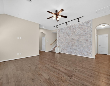 146 Kinnerly Peak Place - Photo Thumbnail 12