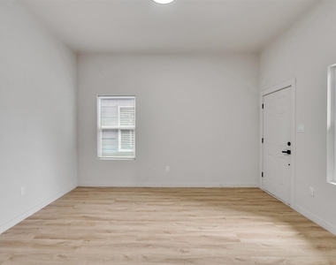 9707 Cargill Street - Photo Thumbnail 11