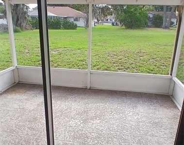 1374 Giles Avenue - Photo Thumbnail 1