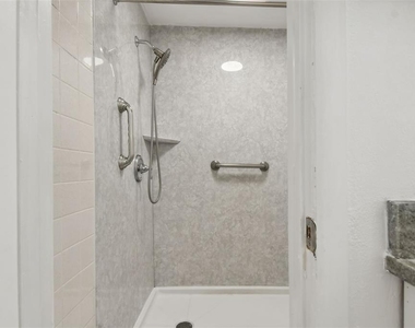 4411 3rd Avenue E - Photo Thumbnail 26