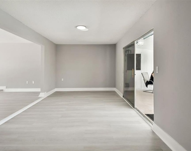 4411 3rd Avenue E - Photo Thumbnail 27