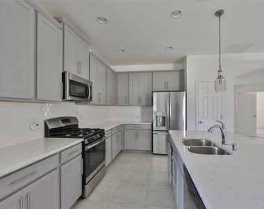 3044 Abrams Trail - Photo Thumbnail 3