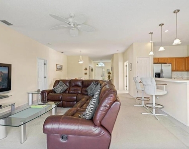5044 45th Street W - Photo Thumbnail 4