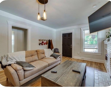 405 E Adalee Street - Photo Thumbnail 3