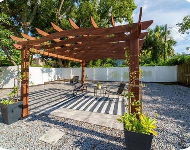405 E Adalee Street - Photo Thumbnail 25