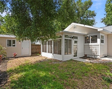 1175 Highland Court N - Photo Thumbnail 3