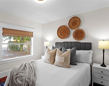 1175 Highland Court N - Photo Thumbnail 15