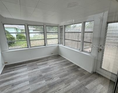 7639 Jasmine Boulevard - Photo Thumbnail 8