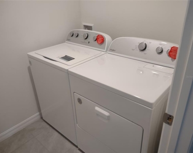 5215 Byronic Court - Photo Thumbnail 13