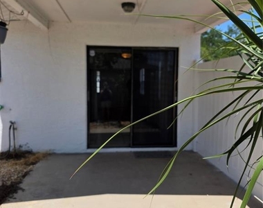 6153 Sapphire Drive - Photo Thumbnail 8
