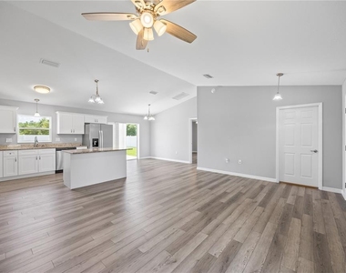5887 Sw 154th Lane Road - Photo Thumbnail 10