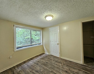 1504 E 99th Avenue - Photo Thumbnail 4