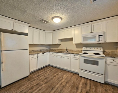 1504 E 99th Avenue - Photo Thumbnail 3