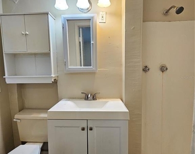 1504 E 99th Avenue - Photo Thumbnail 6