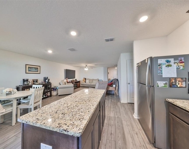5311 New Friendship Place - Photo Thumbnail 9