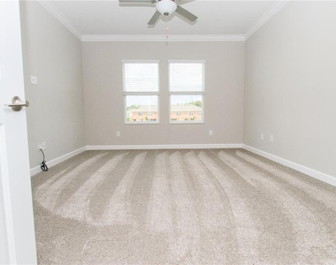 18622 Noble Caspian Drive - Photo Thumbnail 12
