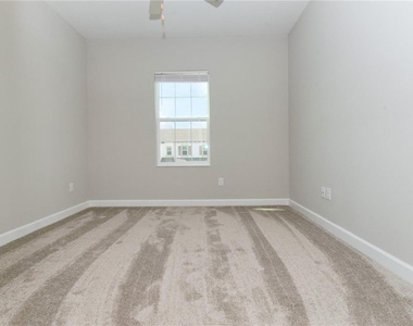 18622 Noble Caspian Drive - Photo Thumbnail 17