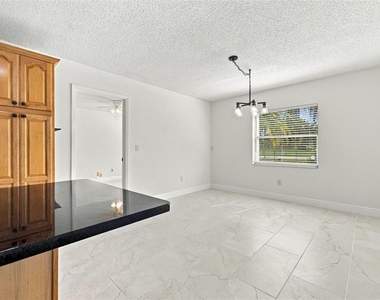 18306 Crawley Road - Photo Thumbnail 11