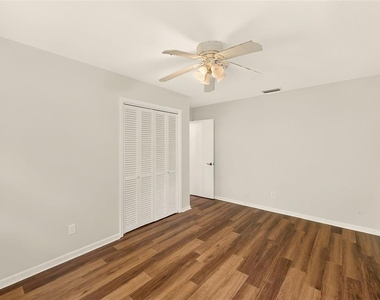 303 Saint Augustine Avenue - Photo Thumbnail 27