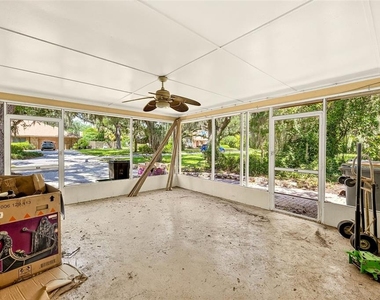 303 Saint Augustine Avenue - Photo Thumbnail 31